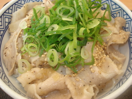 yoshinoya-negishio-butadon04.jpg